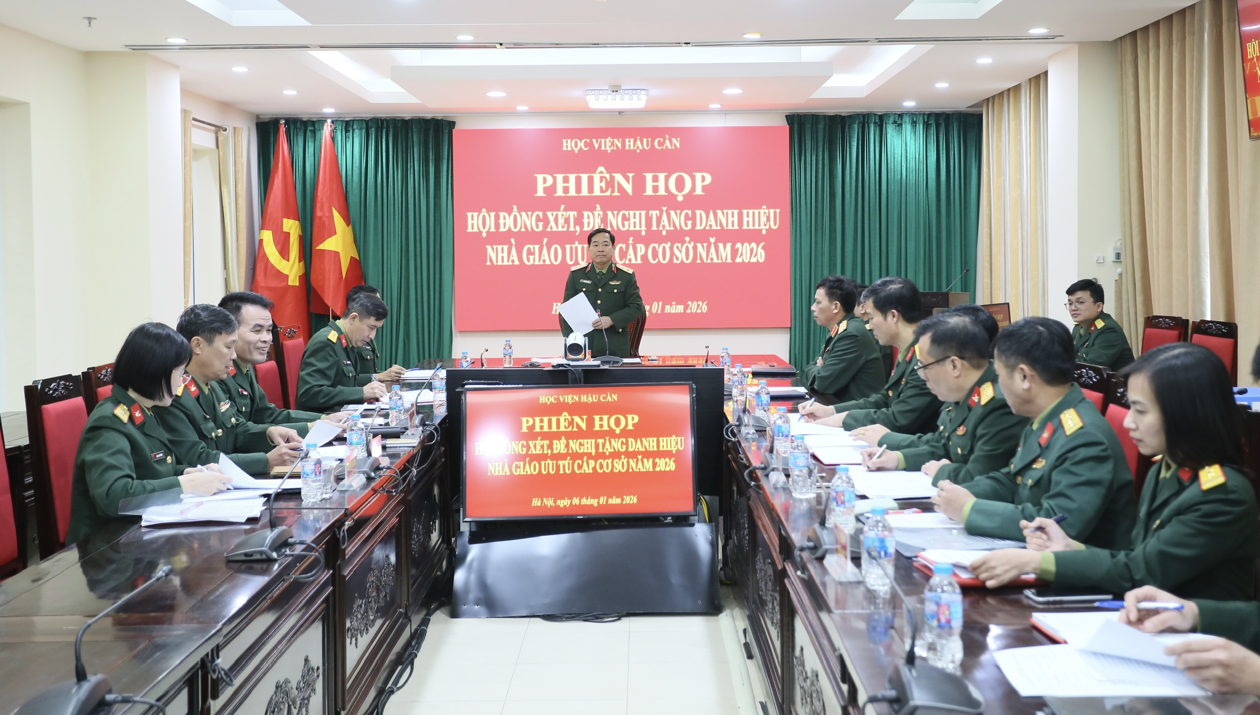 PHÁT HUY TRUYỀN THỐNG, XÂY DỰNG ĐỘI NGŨ NHÀ GIÁO ƯU TÚ TẠI HỌC VIỆN HẬU CẦN